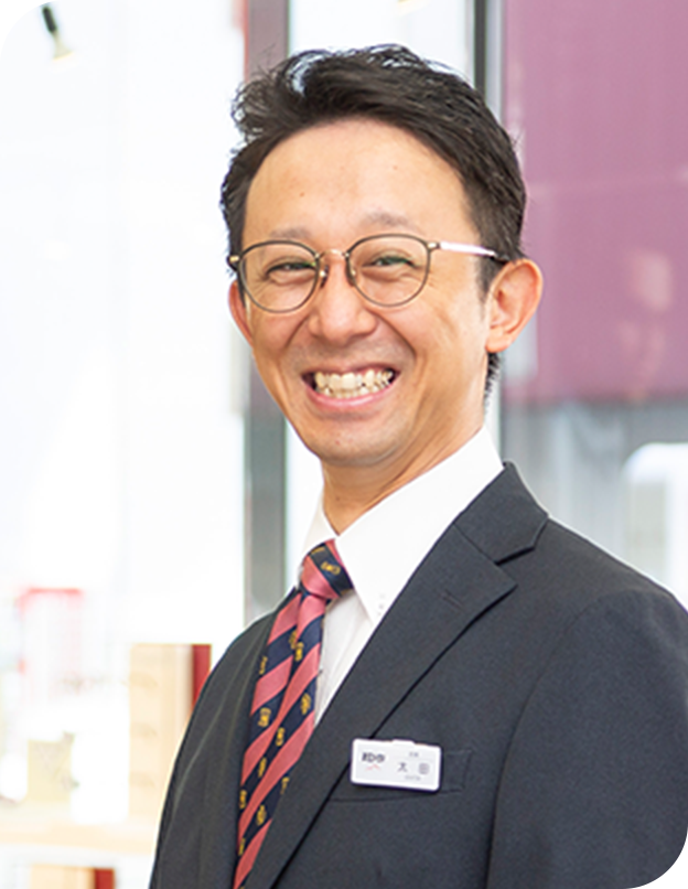 太田進介 店長